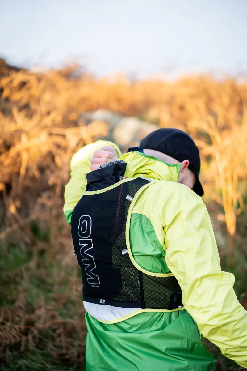 OMM TrailFire Vest Unisex Running Pack in Yellow-6